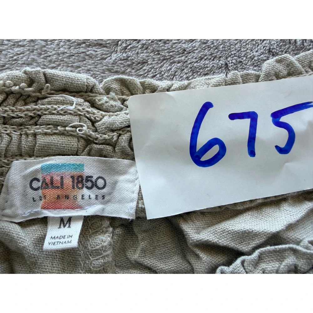 Cali 1850 Shorts Womens Medium Tan Smocked Waist Rope Drawstring